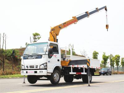 Isuzu NKR 120hp truck with 3 tons telescopic crane