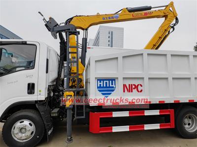 Isuzu KV600 garbage truck with hydraulic crane