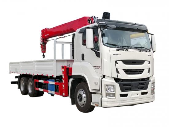 ISUZU GIGA New cabin truck 5T crane with direct sale