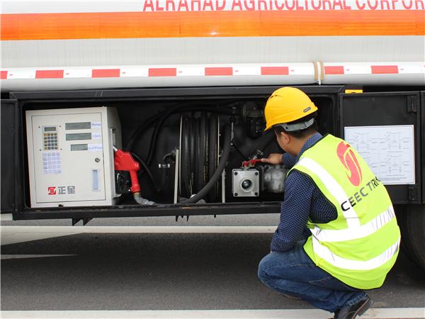 CEEC Handleiding - ISUZU 5000 L tankstation bedieningshandleiding